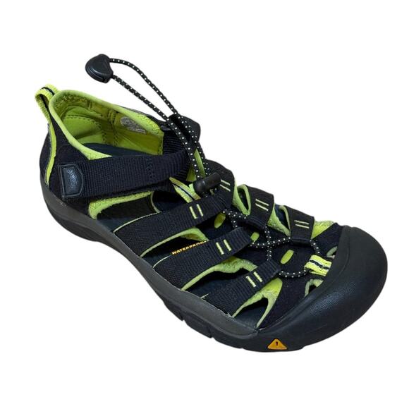 Not For Sale Keen Sandals Big Kids 5‎ Black Newport H2 Waterproof Gorpcore - Picture 2 of 9